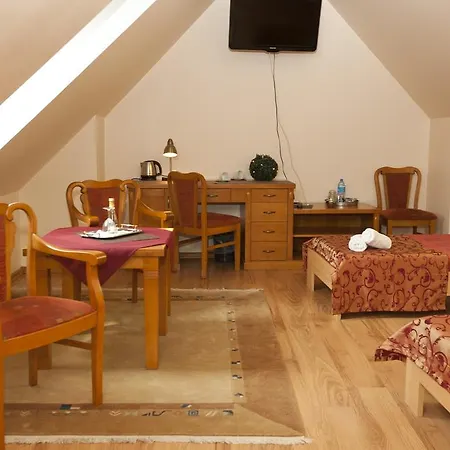 Aparthotel Nyskie 3*