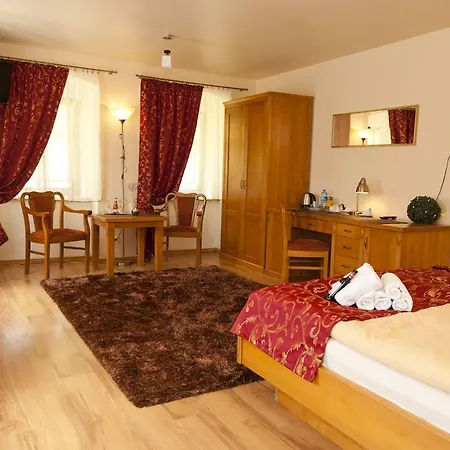 Aparthotel Nyskie 3*